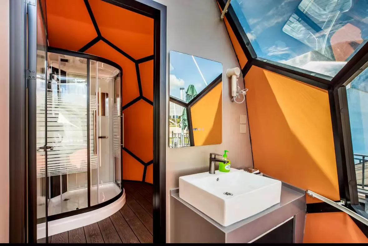 Hviezda Top Space Capsule House of Cyjy