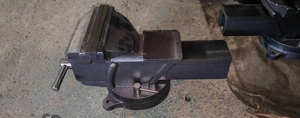 Turntable Bench Vise